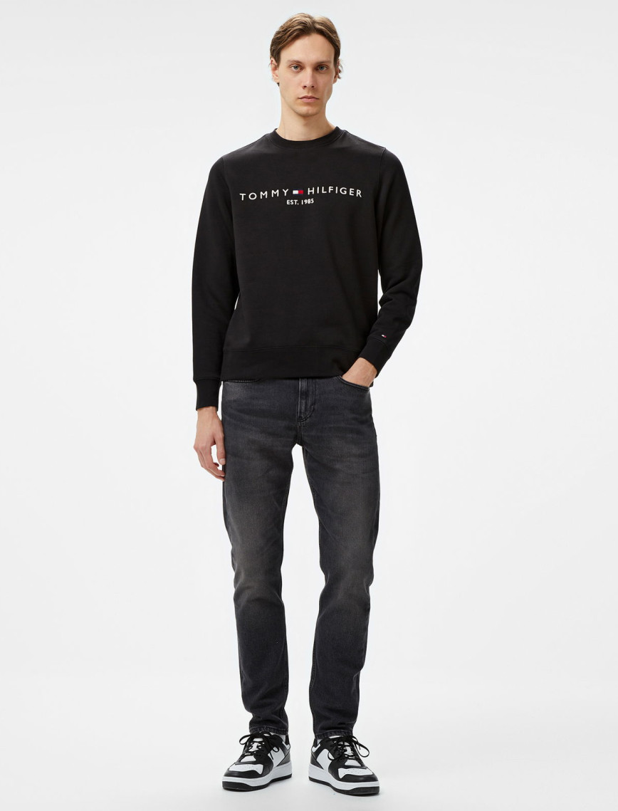 Tommy Hilfiger Tommy Logo Erkek Siyah Sweatshirt Tommy Hilfiger Tommy Logo Erkek Siyah Sweatshirt