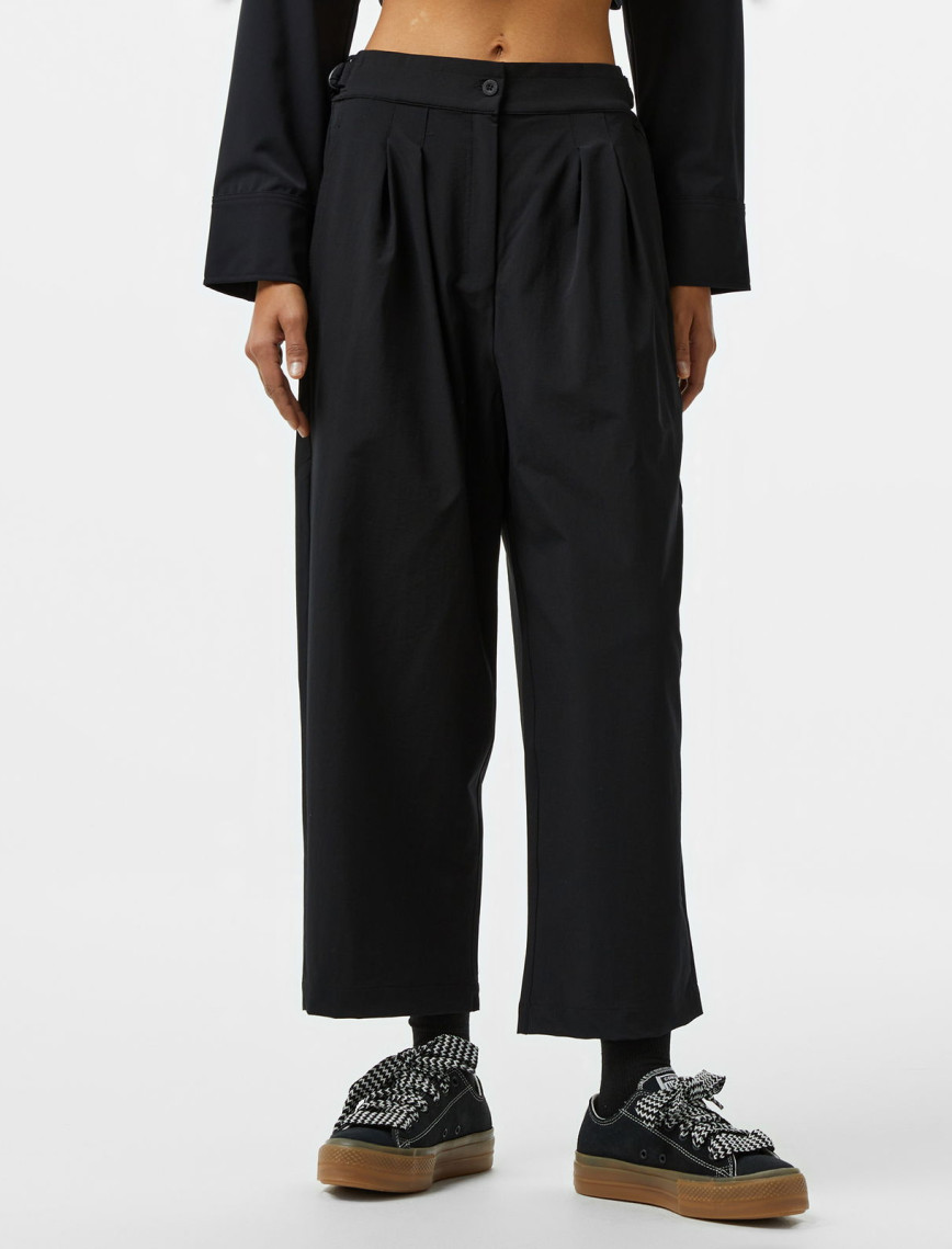 The Stay Line Tsls6Agk05 Kadın Siyah Pantolon The Stay Line Tsls6Agk05 Kadın Siyah Pantolon