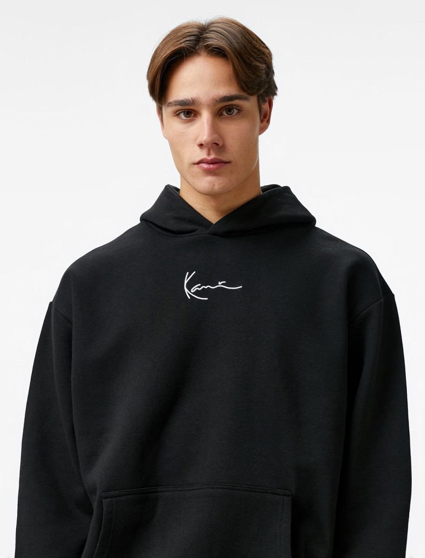 Karl Kani Small Signature Essential Erkek Siyah Sweatshirt Karl Kani Small Signature Essential Erkek Siyah Sweatshirt