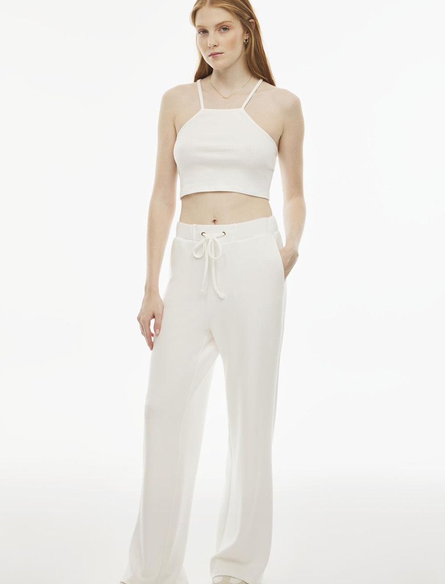 Hugh Rahat Kalıp Geniş Paça Ekru Renk Kadın Eşofman Pantolon Hugh Rahat Kalıp Geniş Paça Ekru Renk Kadın Eşofman Pantolon