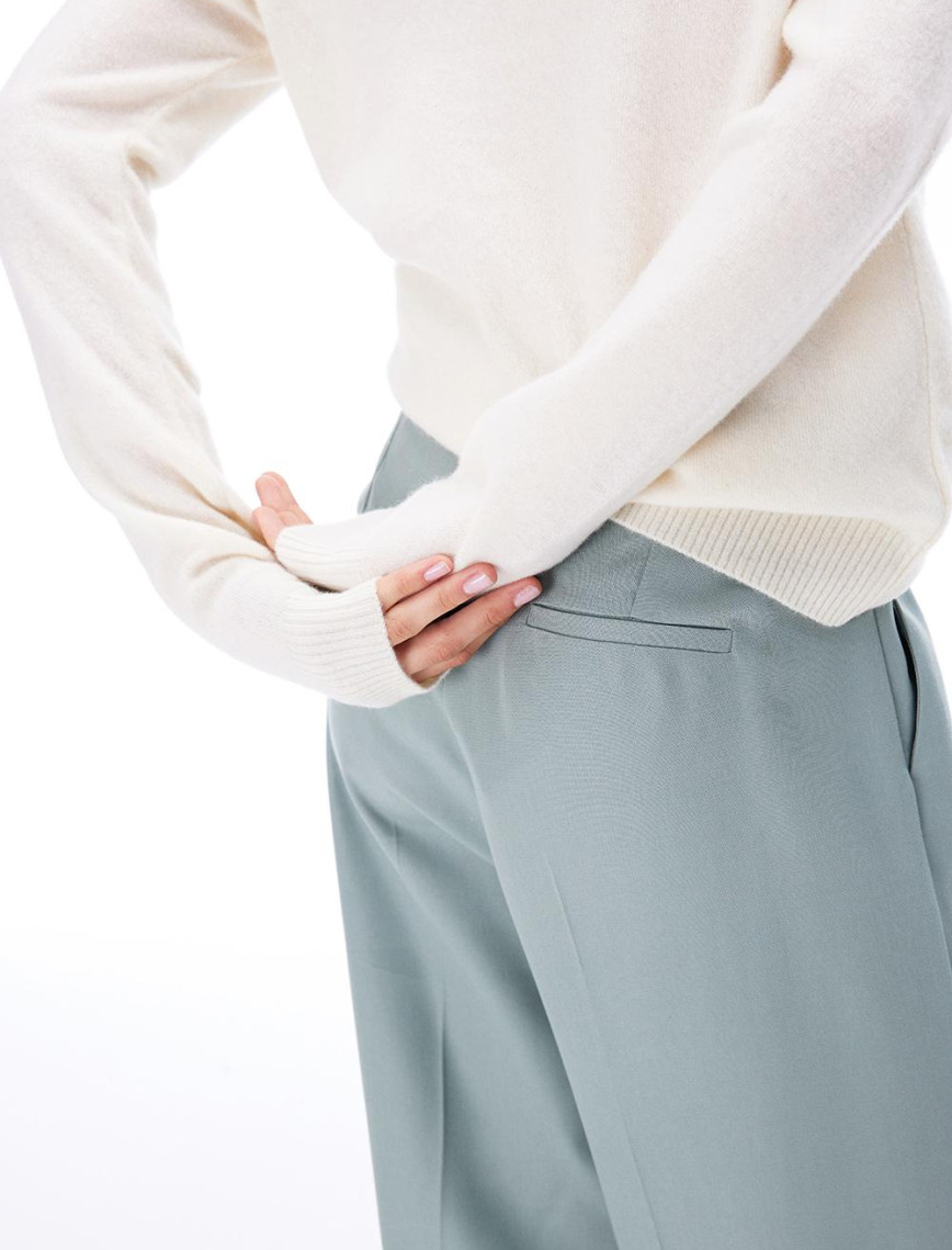 Triko Rahat Kalıp Standart Boy Reglan Kol Kayık Yaka Ekru Bluz Triko Rahat Kalıp Standart Boy Reglan Kol Kayık Yaka Ekru Bluz