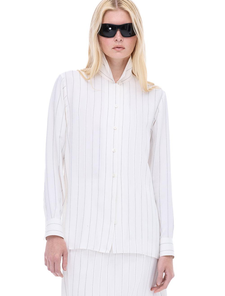 Aponias Rahat Kalıp Çizgili Desen Standart Boy Takma Kol Gömlek Yaka Ekru Gömlek Aponias Rahat Kalıp Çizgili Desen Standart Boy Takma Kol Gömlek Yaka Ekru Gömlek