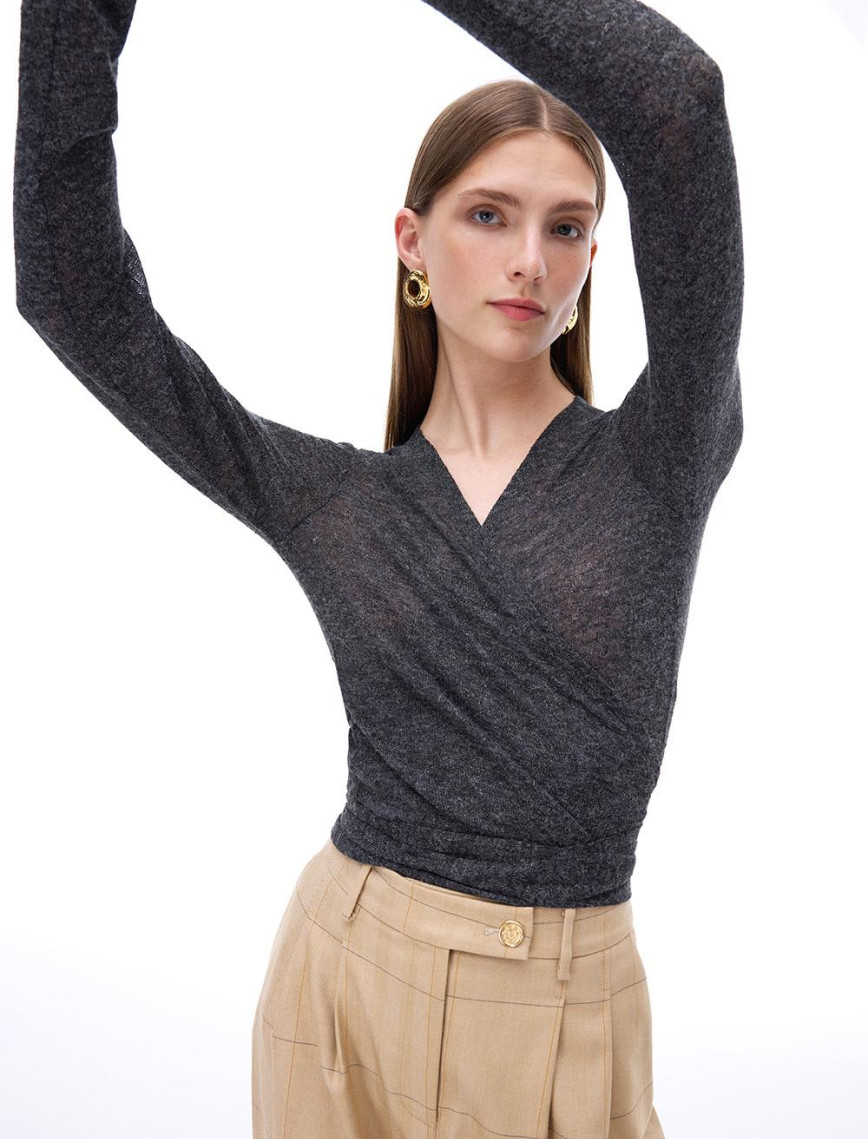 Bonnie Slim Fit Kısa Boy Takma Kol V-Yaka Antrasit Renk Kadın Hırka Bonnie Slim Fit Kısa Boy Takma Kol V-Yaka Antrasit Renk Kadın Hırka