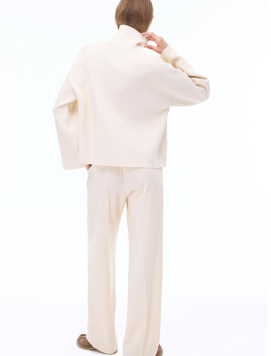 Triko Regular Fit Standart Boy Düşük Kollu Dik Yaka Ekru Kazak Triko Regular Fit Standart Boy Düşük Kollu Dik Yaka Ekru Kazak