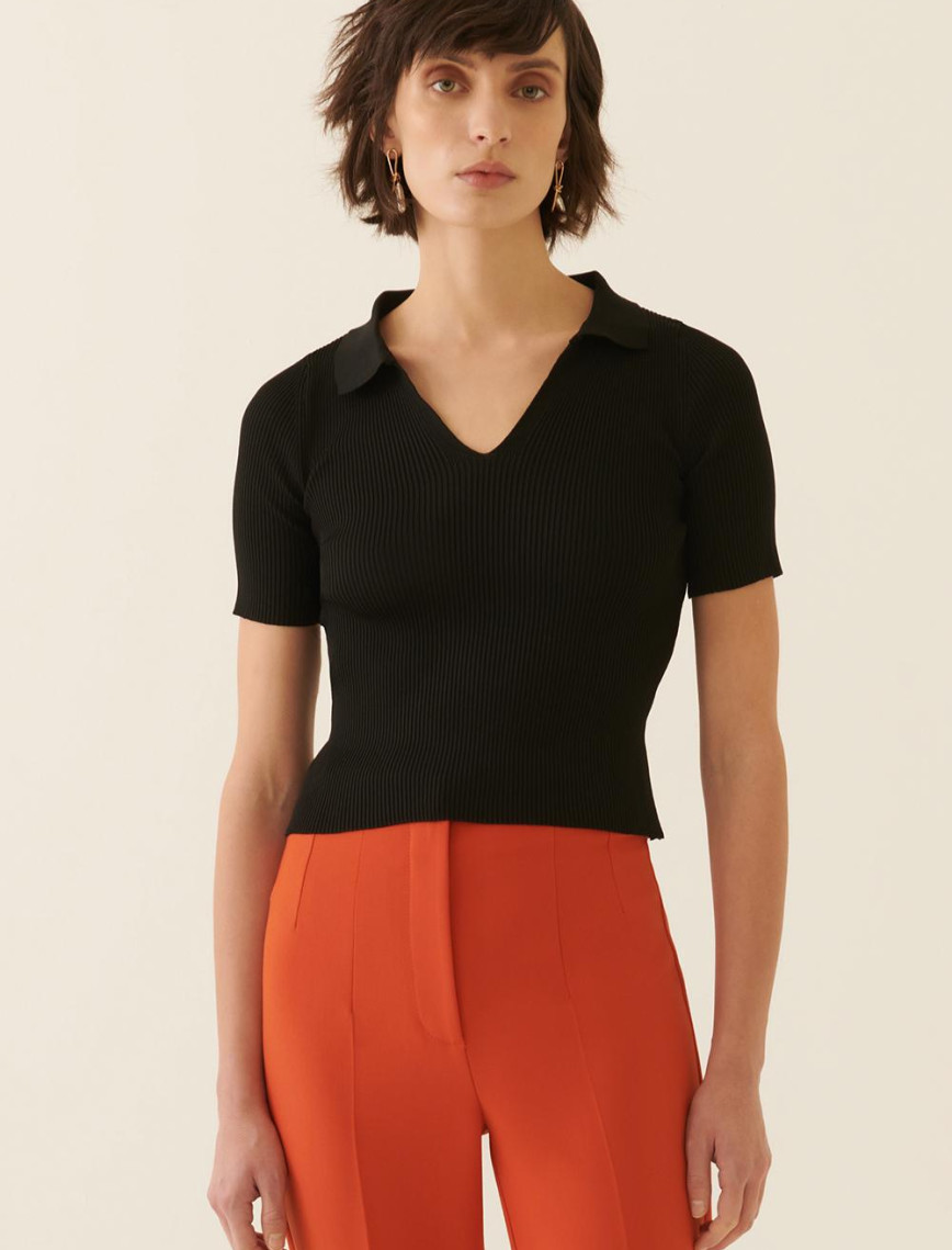 İllas Ekru Renk Yakalı Kadın Triko Bluz İllas Ekru Renk Yakalı Kadın Triko Bluz