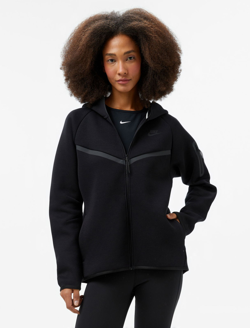 Nike Sportswear Tech Fleece Windrunner Kadın Bej Sweatshirt Nike Sportswear Tech Fleece Windrunner Kadın Bej Sweatshirt