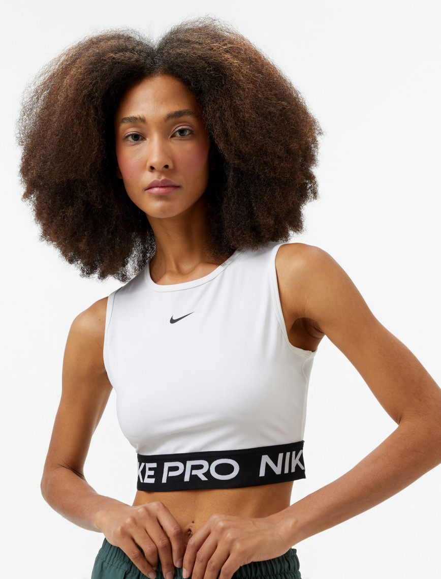 Nike Pro Dri-Fit Kadın Beyaz Kolsuz T-Shirt Nike Pro Dri-Fit Kadın Beyaz Kolsuz T-Shirt