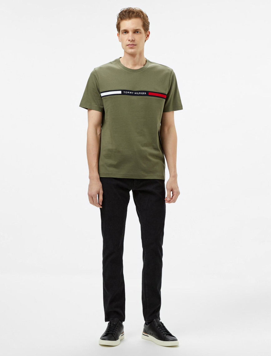 Tommy Hilfiger Hilfiger Chest Insert Erkek Yeşil T-Shirt Tommy Hilfiger Hilfiger Chest Insert Erkek Yeşil T-Shirt