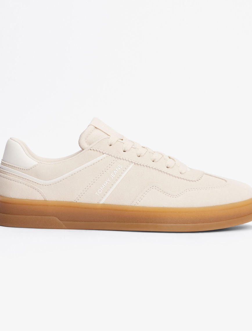 Tommy Hilfiger The Greenwich Suede Kadın Bej Spor Ayakkabı Tommy Hilfiger The Greenwich Suede Kadın Bej Spor Ayakkabı