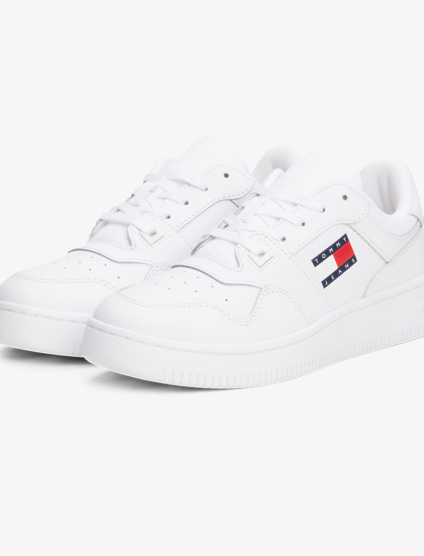 Tommy Jeans Retro Basket Ess Kadın Beyaz Spor Ayakkabı Tommy Jeans Retro Basket Ess Kadın Beyaz Spor Ayakkabı