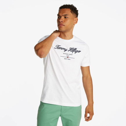 Tommy Hilfiger Script Logo Erkek Beyaz T-Shirt Tommy Hilfiger Script Logo Erkek Beyaz T-Shirt