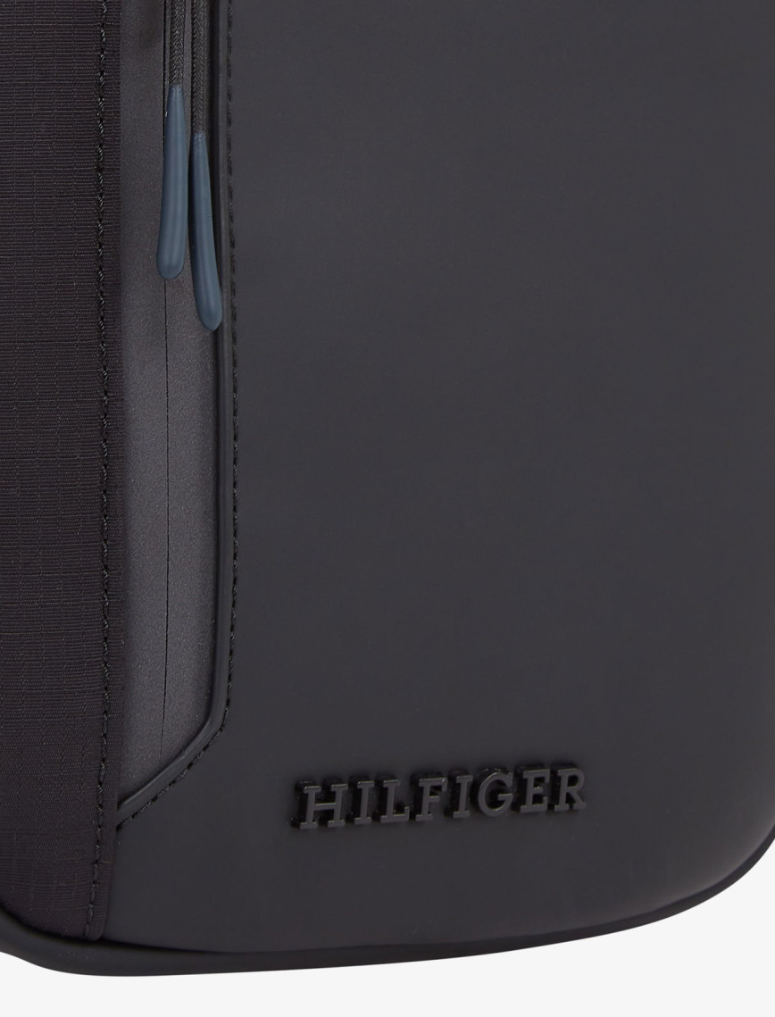 Tommy Hilfiger Seaonal Mini Erkek Siyah El Çantası Tommy Hilfiger Seaonal Mini Erkek Siyah El Çantası