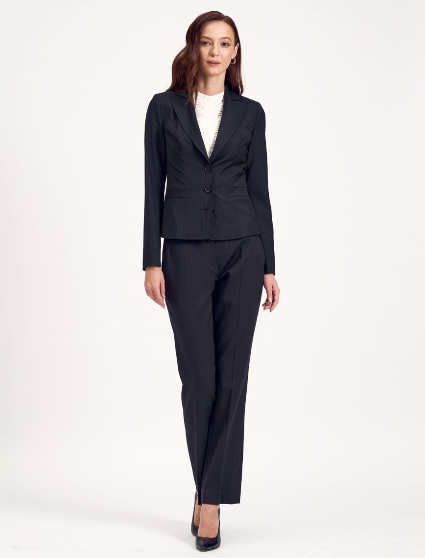 Siyah Kadın Yün Ceket Siyah Kadın Yün Ceket