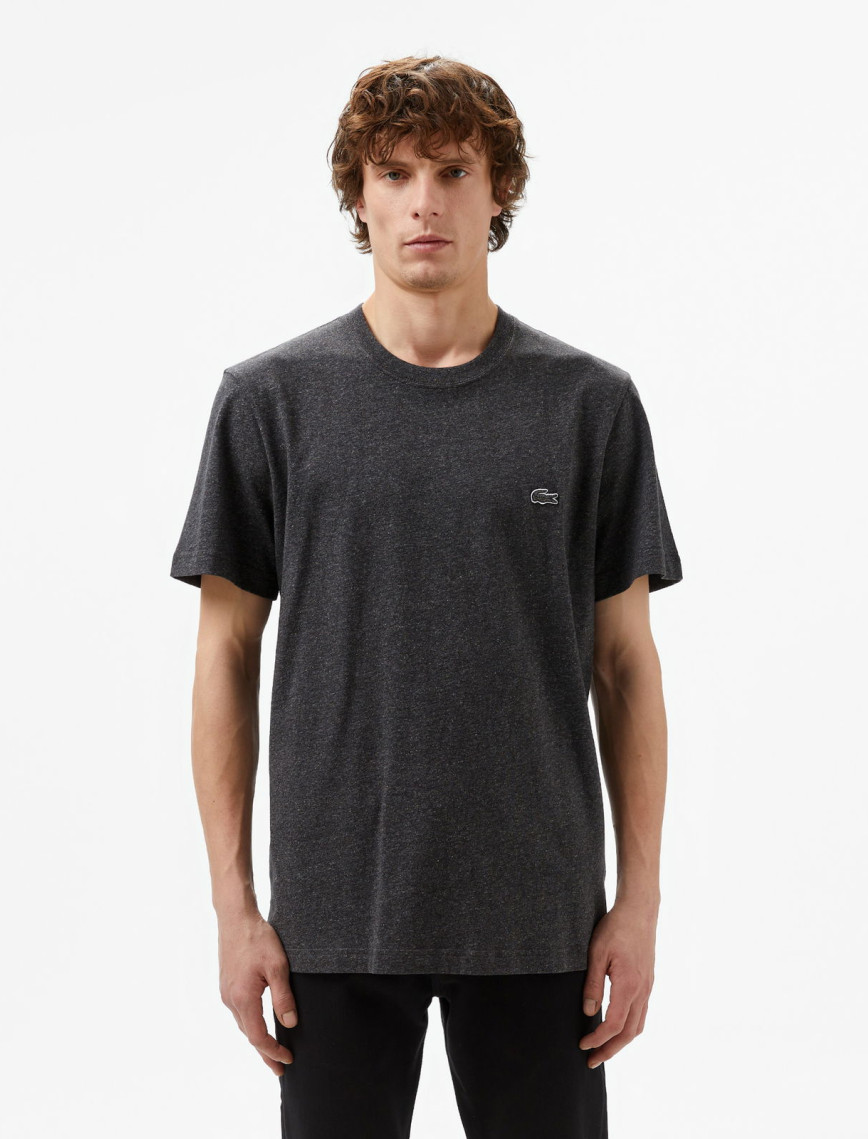 Lacoste Erkek Regular Fit Bisiklet Yaka Koyu Gri T-Shirt Lacoste Erkek Regular Fit Bisiklet Yaka Koyu Gri T-Shirt