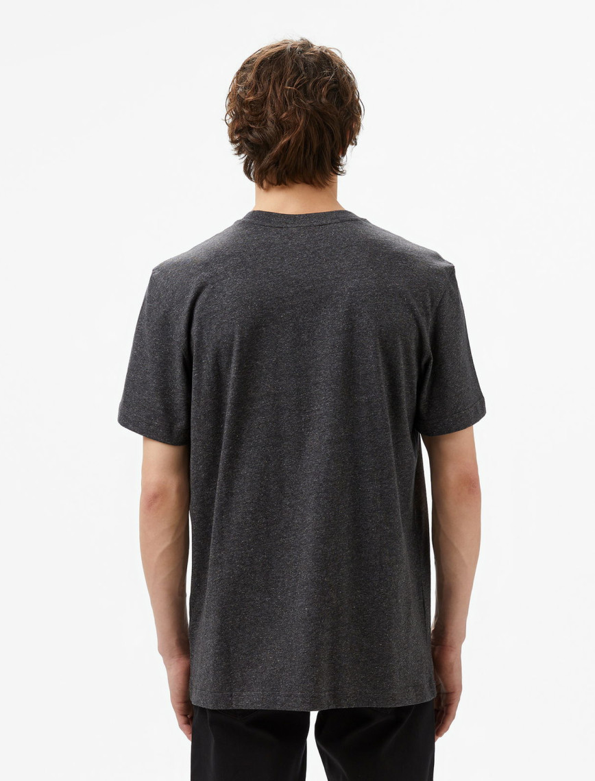 Lacoste Erkek Regular Fit Bisiklet Yaka Koyu Gri T-Shirt Lacoste Erkek Regular Fit Bisiklet Yaka Koyu Gri T-Shirt