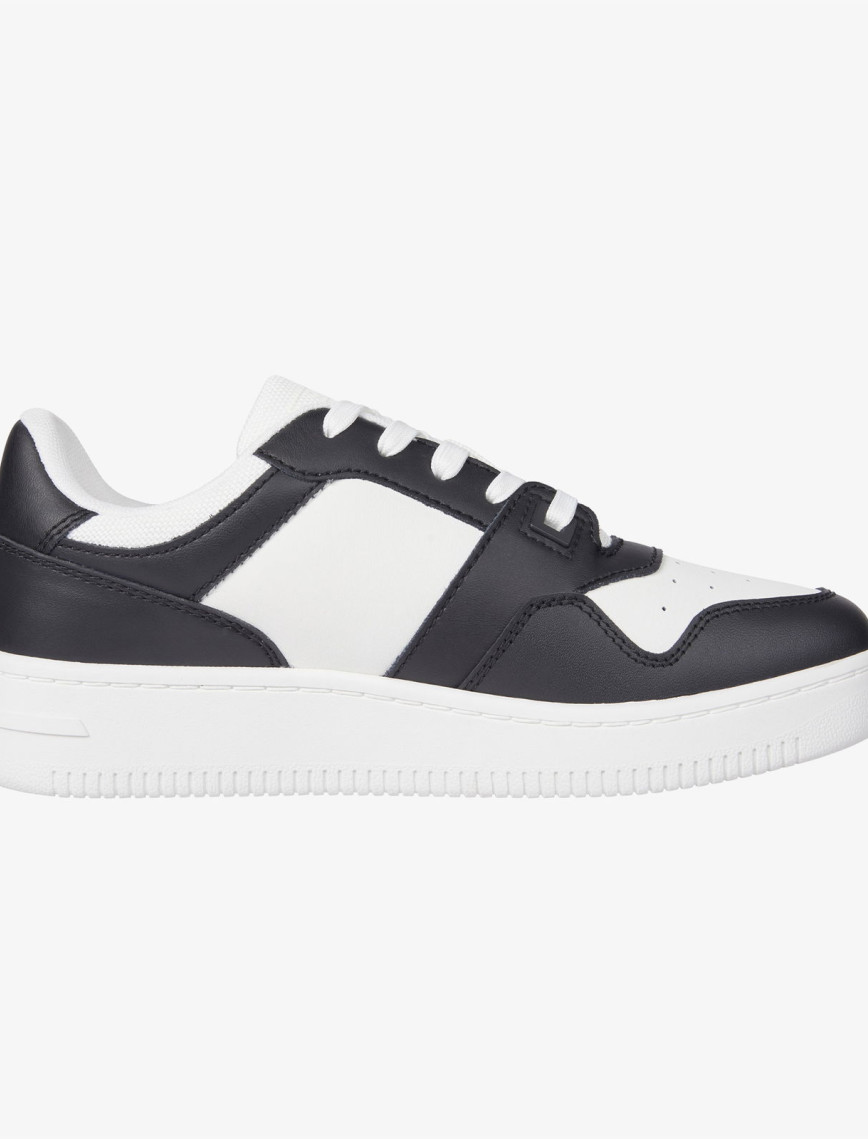 Tommy Jeans Retro Basket Ess Kadın Beyaz Spor Ayakkabı Tommy Jeans Retro Basket Ess Kadın Beyaz Spor Ayakkabı