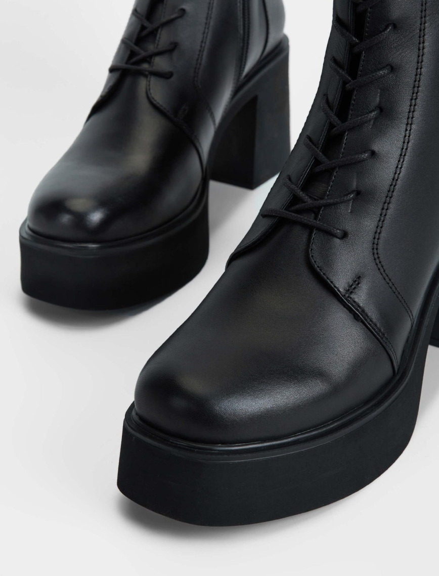 Tamer Tanca Kadın Hakiki Deri Siyah Süet Casual Bot Tamer Tanca Kadın Hakiki Deri Siyah Süet Casual Bot