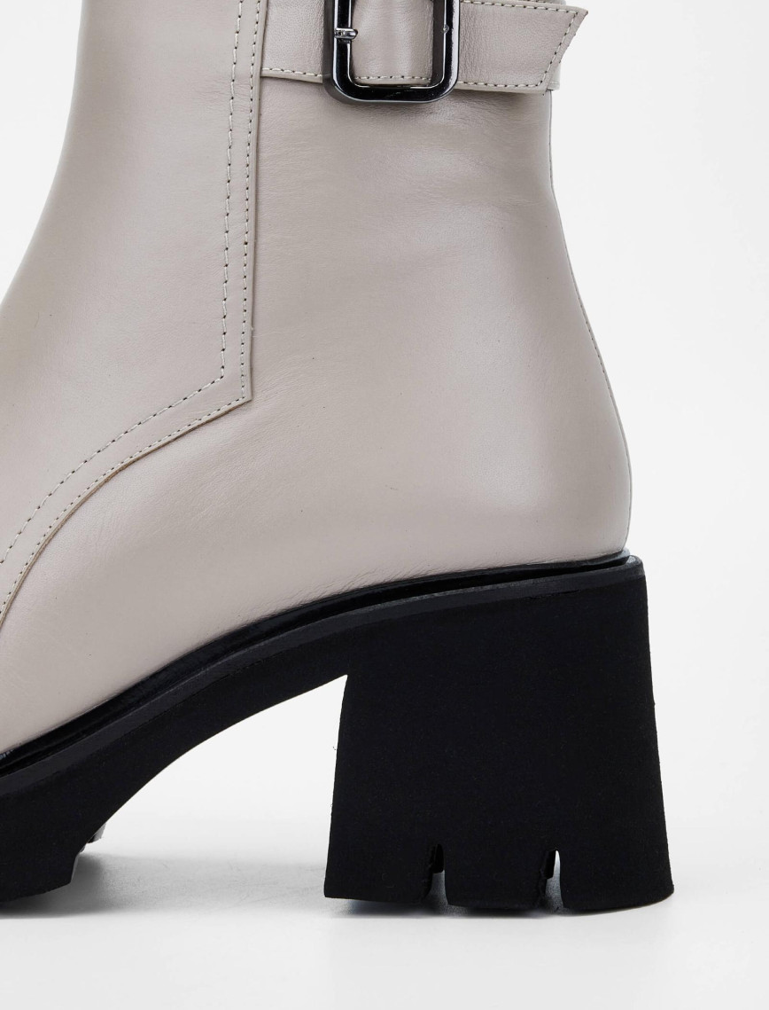 Tamer Tanca Kadın Hakiki Deri Kırık Beyaz Casual Bot Tamer Tanca Kadın Hakiki Deri Kırık Beyaz Casual Bot