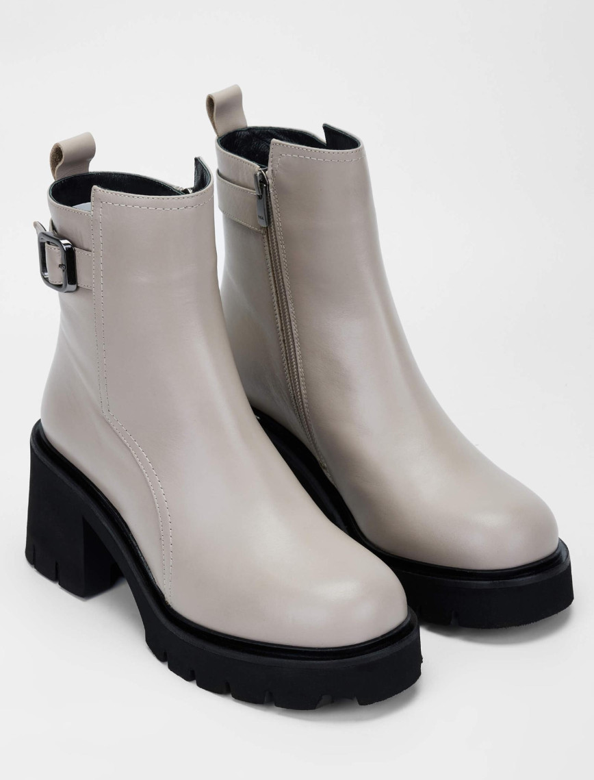 Tamer Tanca Kadın Hakiki Deri Kırık Beyaz Casual Bot Tamer Tanca Kadın Hakiki Deri Kırık Beyaz Casual Bot