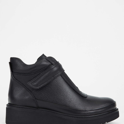 Tamer Tanca Kadın Hakiki Deri Siyah Casual Bot Tamer Tanca Kadın Hakiki Deri Siyah Casual Bot