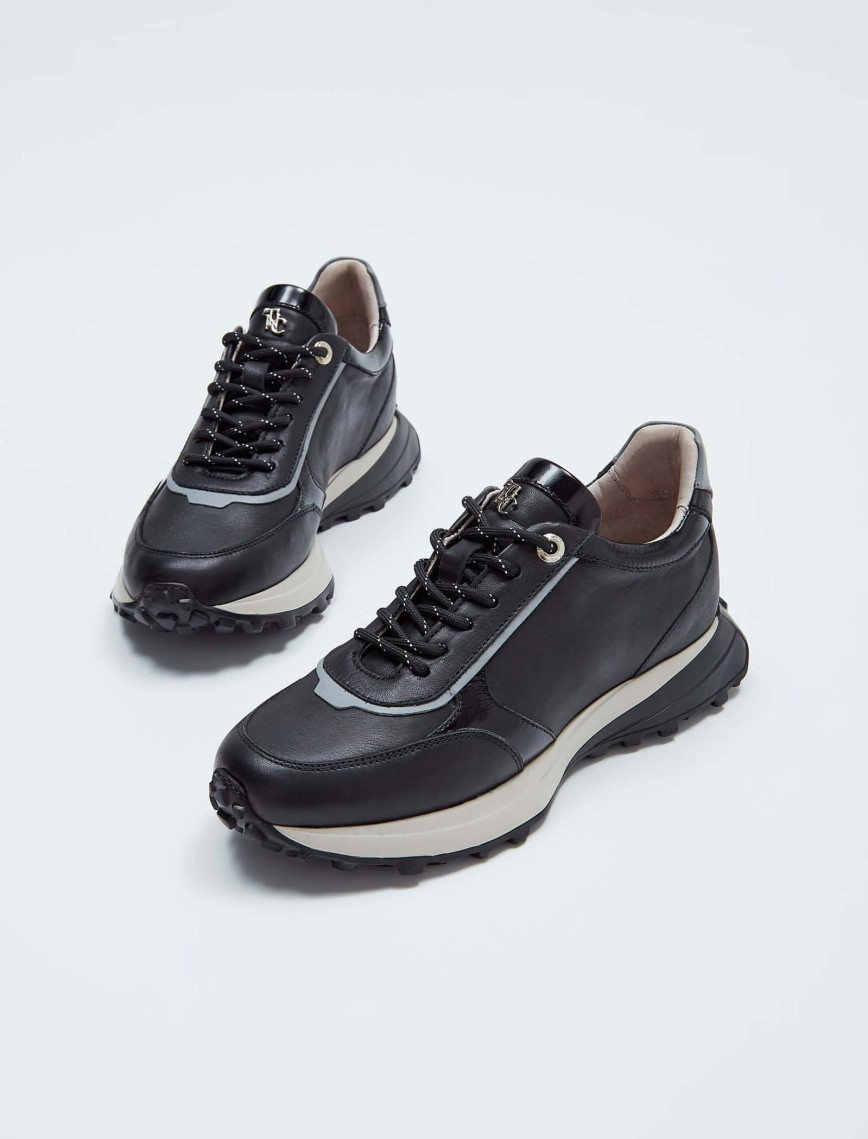 Tamer Tanca Kadın Hakiki Deri Siyah Deri Sneakers & Spor Ayakkabı Tamer Tanca Kadın Hakiki Deri Siyah Deri Sneakers & Spor Ayakkabı