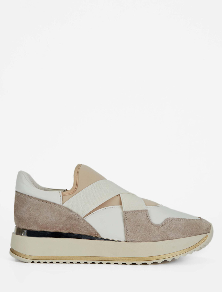 Tamer Tanca Kadın Hakiki Deri Siyah Deri Sneakers & Spor Ayakkabı Tamer Tanca Kadın Hakiki Deri Siyah Deri Sneakers & Spor Ayakkabı