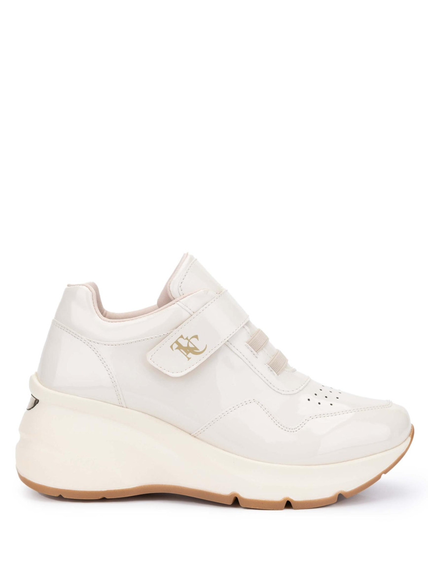 Tamer Tanca Kadın Hakiki Deri Siyah Rugan Sneakers & Spor Ayakkabı Tamer Tanca Kadın Hakiki Deri Siyah Rugan Sneakers & Spor Ayakkabı