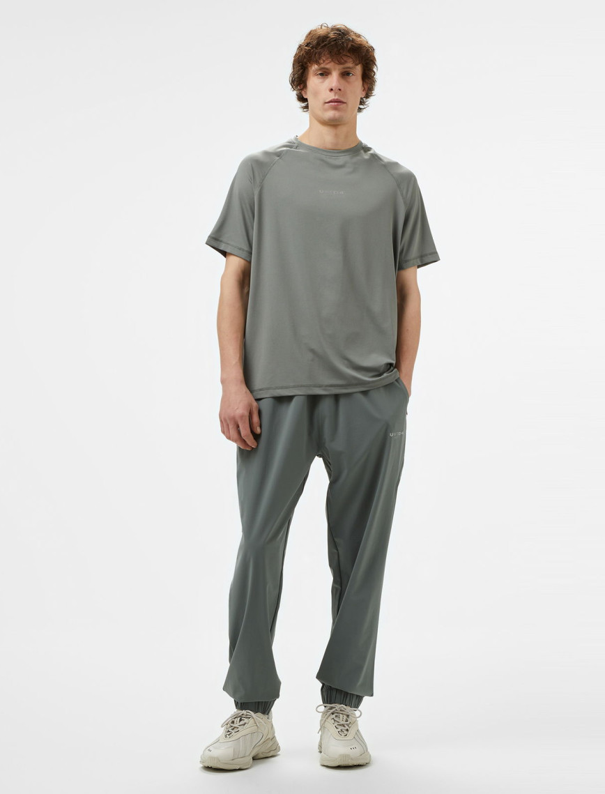 UNITED4 Erkek Gri T-Shirt UNITED4 Erkek Gri T-Shirt