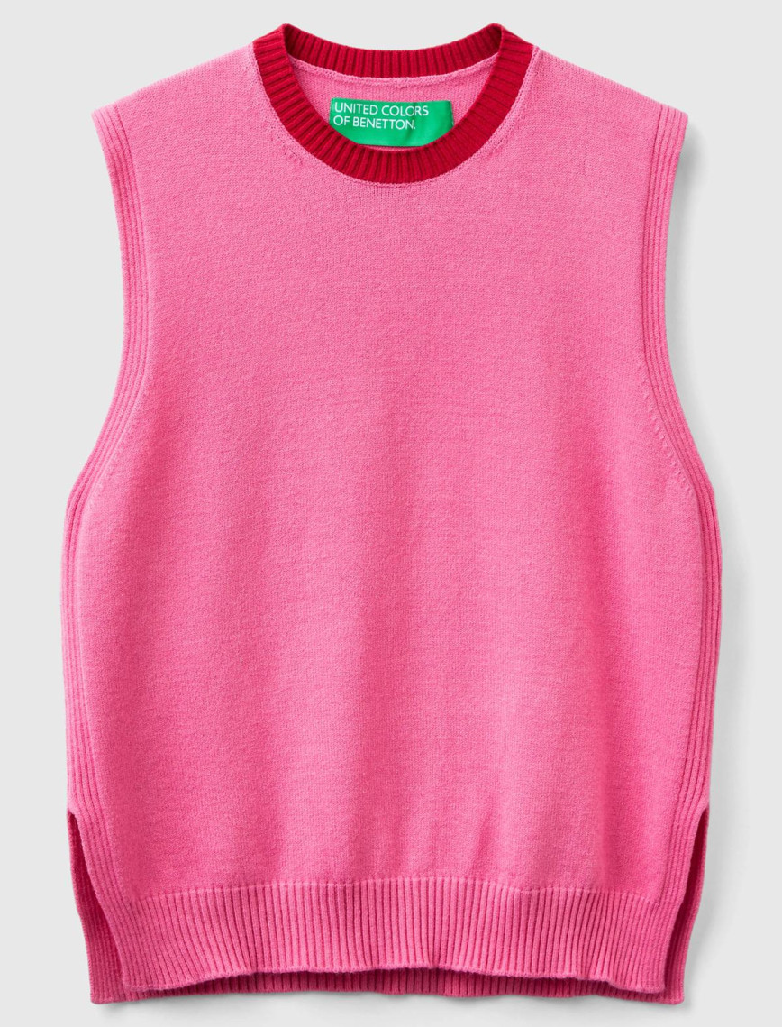 Kadın Pembe Viskoz Karışımlı Yanları Yırtmaçlı Kolsuz Kazak