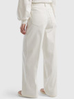Kadın Krem Pamuk Karışımlı Ultra Yüksek Bel Geniş Paça Pantolon Kadın Krem Pamuk Karışımlı Ultra Yüksek Bel Geniş Paça Pantolon