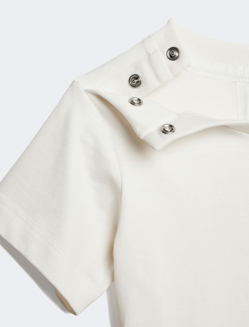 adidas x Disney Mickey Mouse Çocuk Beyaz Eşofman Takımı adidas x Disney Mickey Mouse Çocuk Beyaz Eşofman Takımı