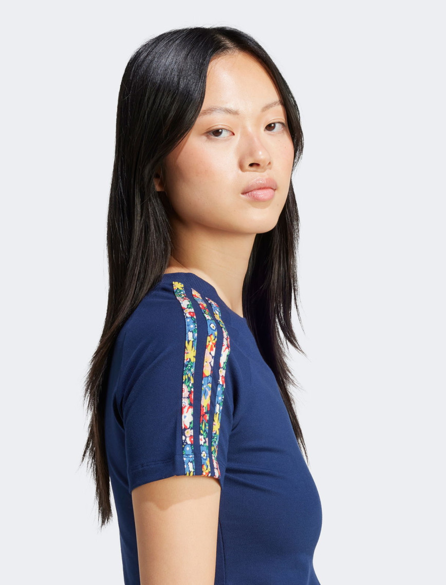 adidas Originals x Liberty London Kadın Mavi T-Shirt adidas Originals x Liberty London Kadın Mavi T-Shirt