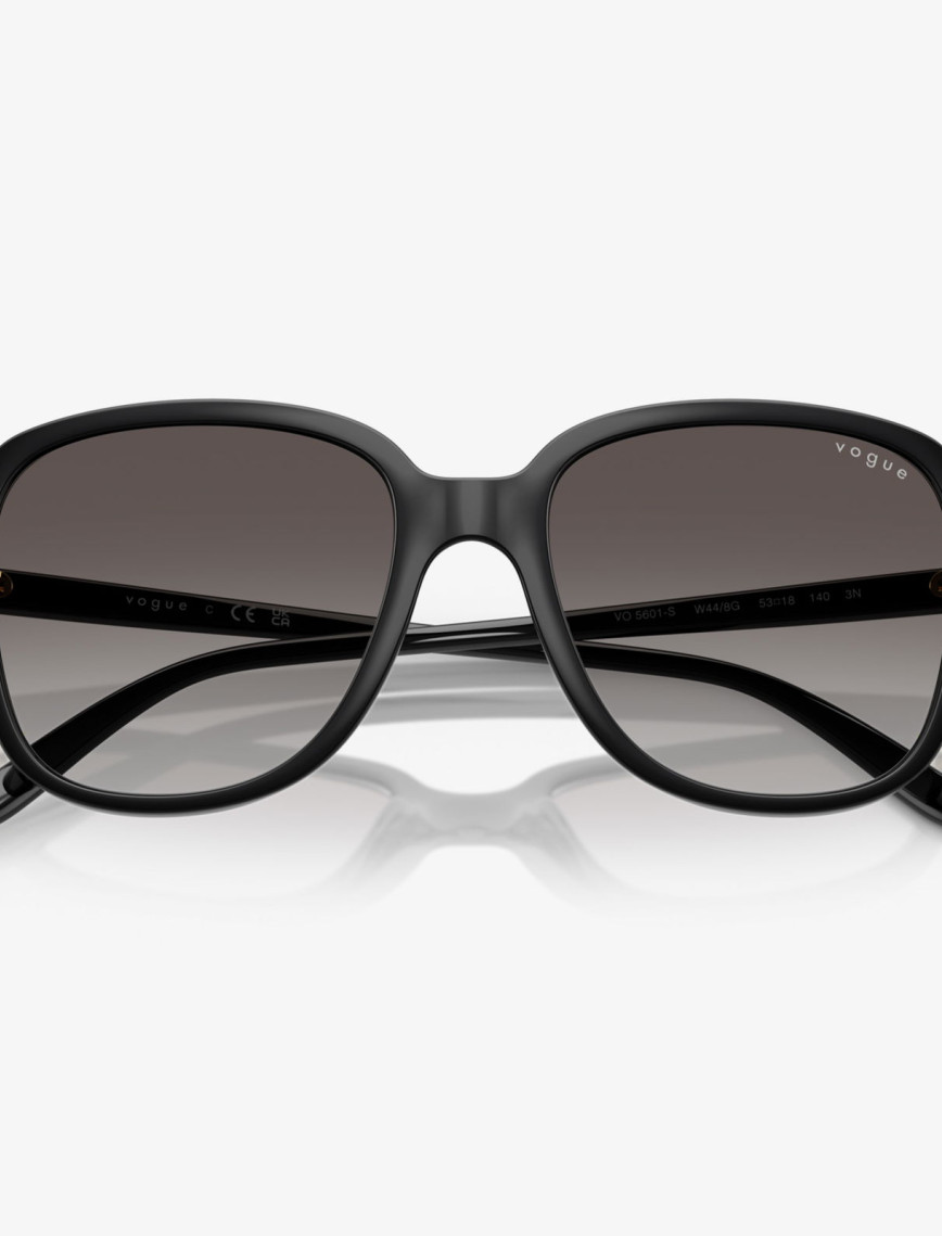 VOGUE VO5601S Kadın Siyah Güneş Gözlüğü VOGUE VO5601S Kadın Siyah Güneş Gözlüğü
