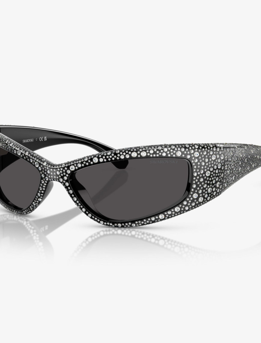 Swarovski SK6027 Kadın Siyah Güneş Gözlüğü Swarovski SK6027 Kadın Siyah Güneş Gözlüğü