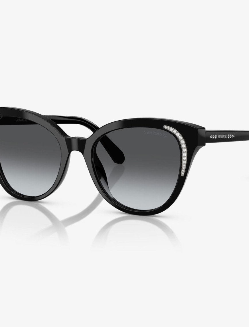 Swarovski SK6031 Kadın Siyah Güneş Gözlüğü Swarovski SK6031 Kadın Siyah Güneş Gözlüğü