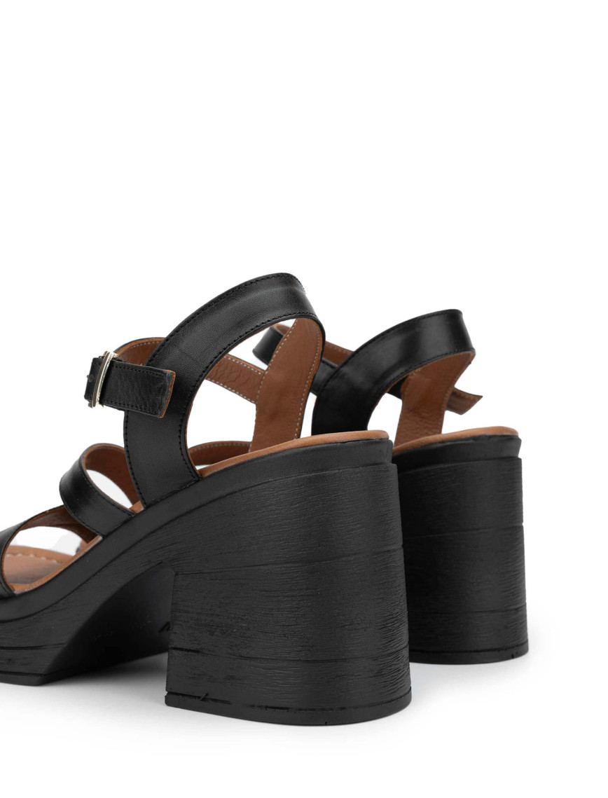 Tamer Tanca Kadın Hakiki Deri Siyah Deri Topuklu Sandalet Tamer Tanca Kadın Hakiki Deri Siyah Deri Topuklu Sandalet