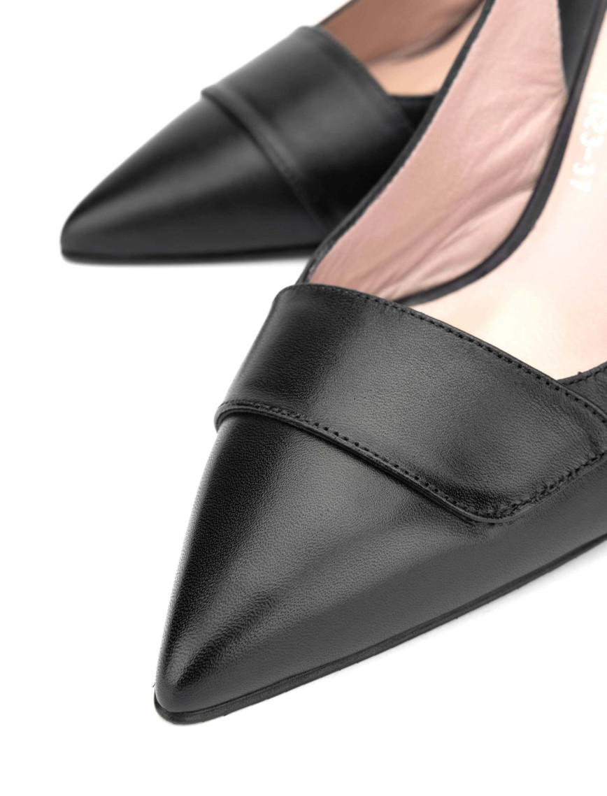 Tamer Tanca Kadın Hakiki Deri Siyah Deri Topuklu Sandalet Tamer Tanca Kadın Hakiki Deri Siyah Deri Topuklu Sandalet