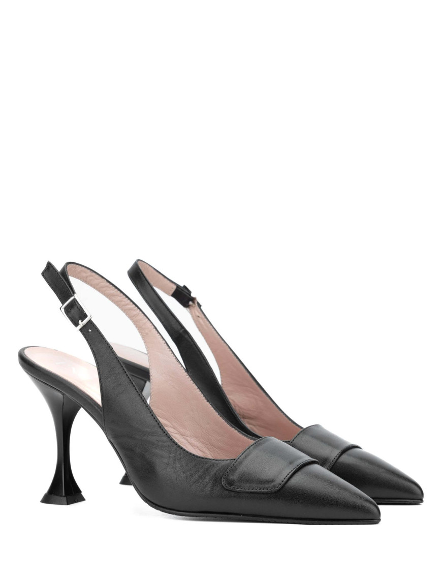 Tamer Tanca Kadın Hakiki Deri Siyah Deri Topuklu Sandalet Tamer Tanca Kadın Hakiki Deri Siyah Deri Topuklu Sandalet