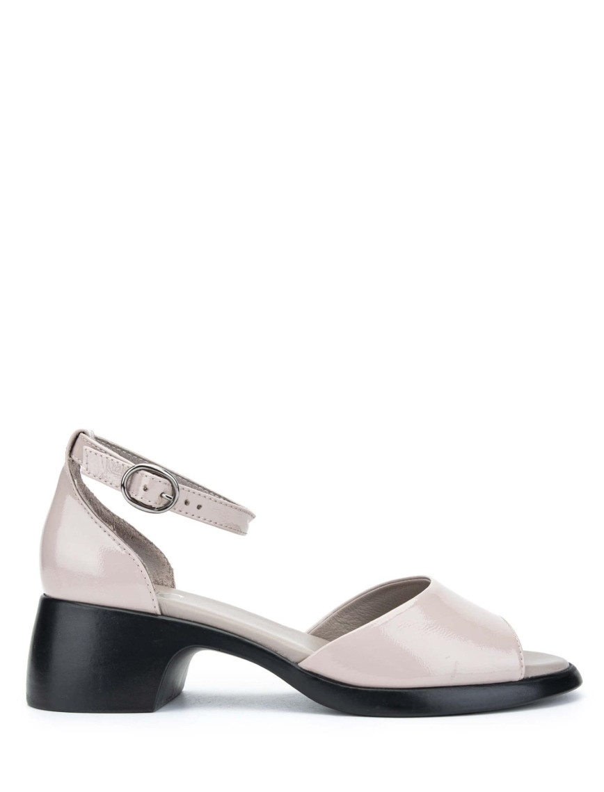 Tamer Tanca Kadın Hakiki Deri Siyah Rugan Topuklu Sandalet Tamer Tanca Kadın Hakiki Deri Siyah Rugan Topuklu Sandalet