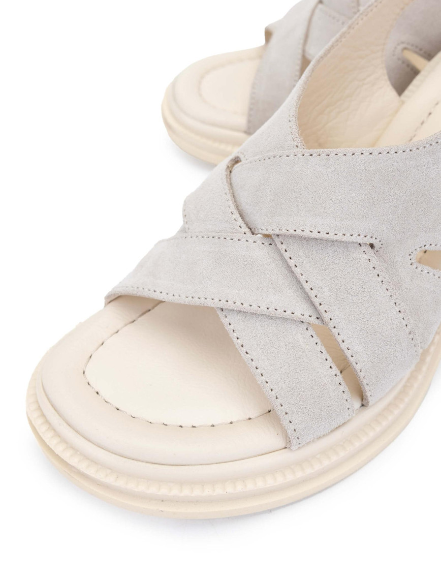 Tamer Tanca Kadın Hakiki Deri Bej Süet Topuklu Sandalet