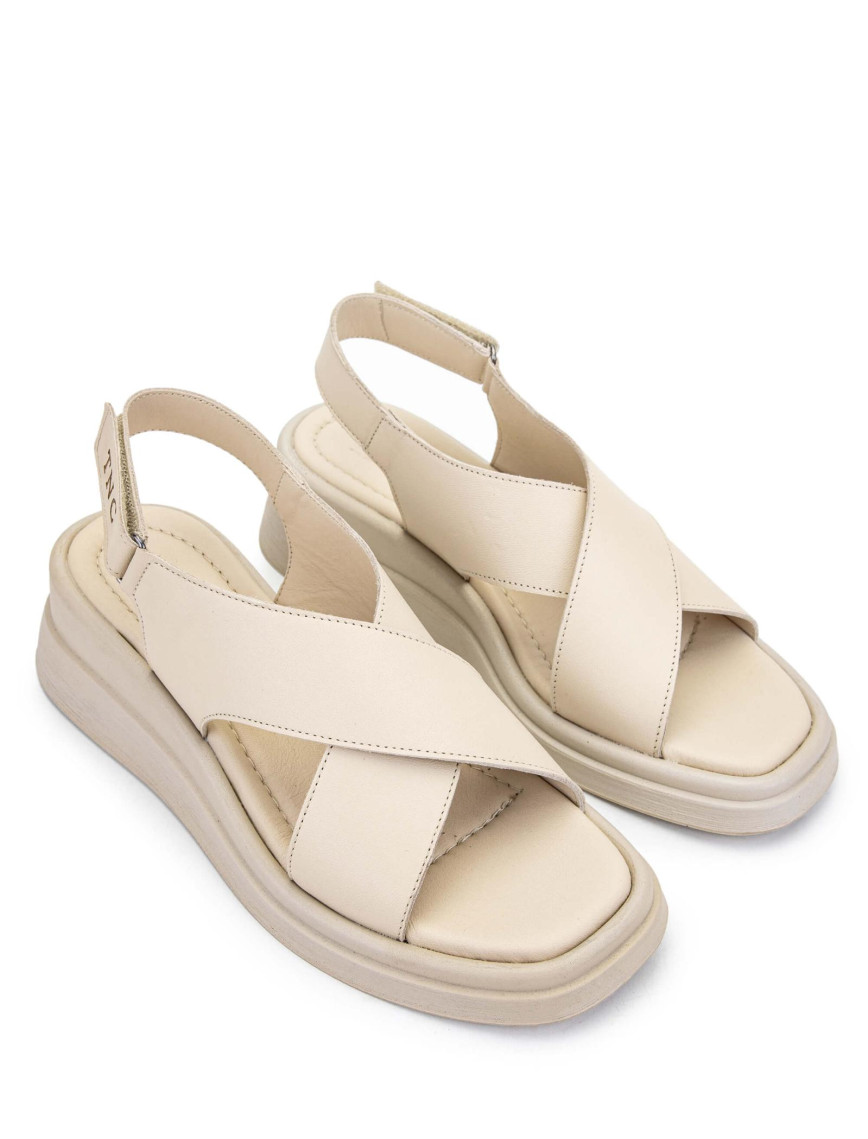 Tamer Tanca Kadın Hakiki Deri Bej Topuklu Sandalet Tamer Tanca Kadın Hakiki Deri Bej Topuklu Sandalet