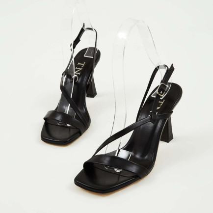 Tamer Tanca Kadın Vegan Siyah Topuklu Sandalet