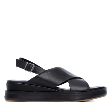 Tamer Tanca Kadın Hakiki Deri Siyah Deri Düz Sandalet