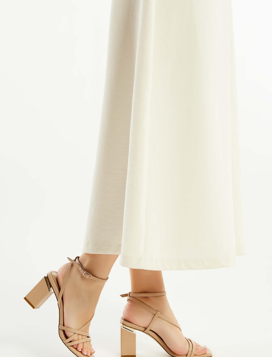 Tamer Tanca Kadın Vegan Bej Topuklu Sandalet Tamer Tanca Kadın Vegan Bej Topuklu Sandalet