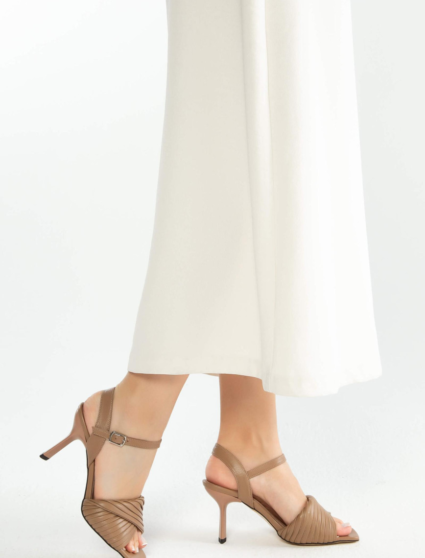 Tamer Tanca Kadın Hakiki Deri Vizon Topuklu Sandalet Tamer Tanca Kadın Hakiki Deri Vizon Topuklu Sandalet