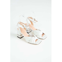 Tamer Tanca Kadın Hakiki Deri Beyaz Topuklu Sandalet Tamer Tanca Kadın Hakiki Deri Beyaz Topuklu Sandalet