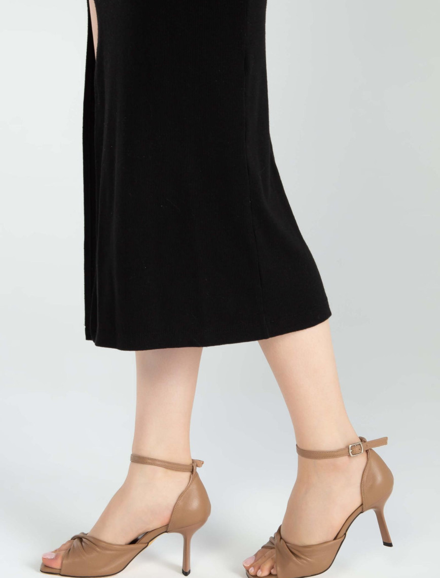 Tamer Tanca Kadın Hakiki Deri Bej Topuklu Sandalet