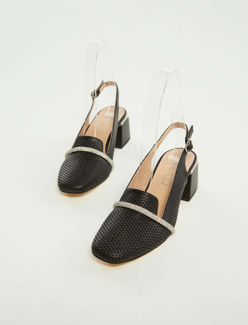 Tamer Tanca Kadın Hakiki Deri Siyah Deri Topuklu Sandalet Tamer Tanca Kadın Hakiki Deri Siyah Deri Topuklu Sandalet