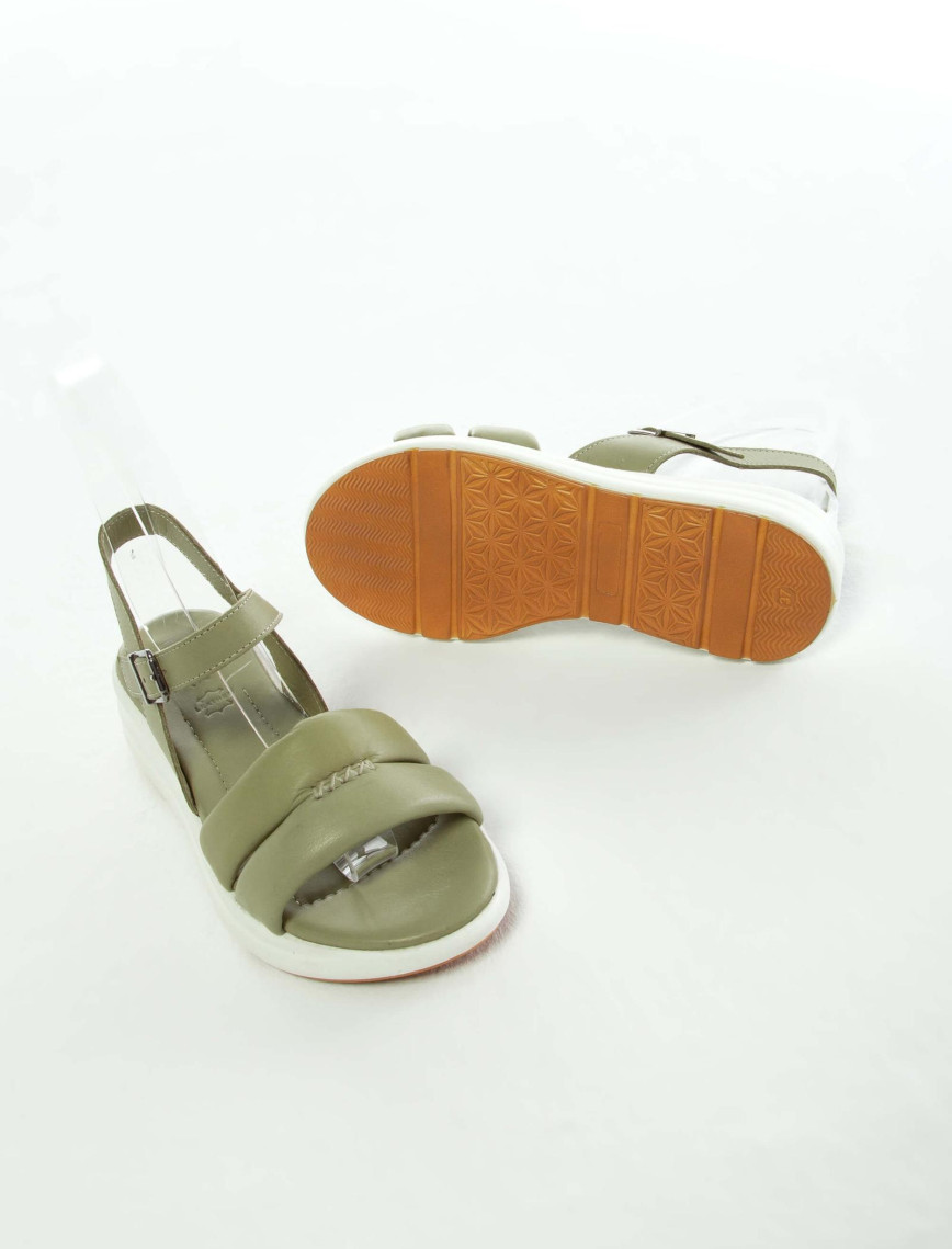 Tamer Tanca Kadın Hakiki Deri Yeşil Düz Sandalet Tamer Tanca Kadın Hakiki Deri Yeşil Düz Sandalet