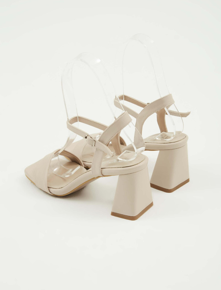 Tamer Tanca Kadın Hakiki Deri Bej Topuklu Sandalet